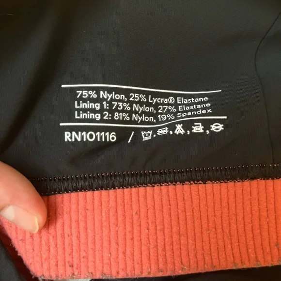 Outdoor Voices Smooth Scoop Sports Bra - Picture 4 of 4